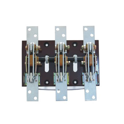 HD13、HS13系列電動(dòng)式和手動(dòng)式大電流刀開關(guān)